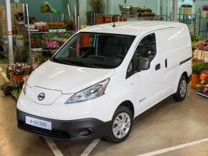 Nissan e-NV200 Van 2014 года